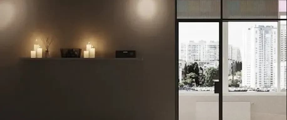 gallery slide