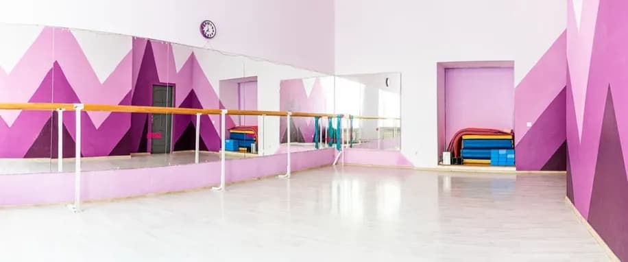 gallery slide